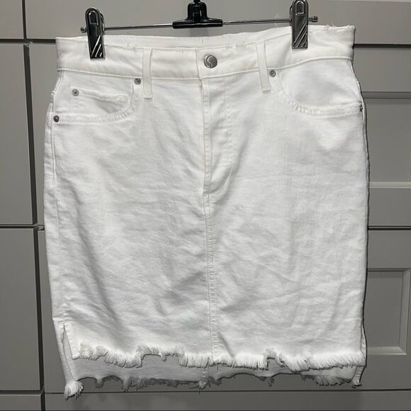 Joe’s Jeans Joy White Frayed Step Hem Denim Mini Skirt 26 - Picture 2 of 10